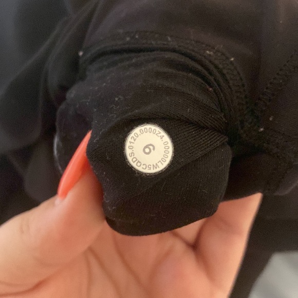 Lulu wunder under black, full length - Picture 3 of 3